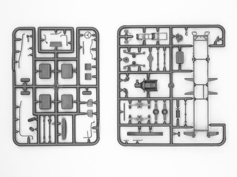 Збірна модель ICM 1/72 БМ-13-16, реактивна система залпового вогню (72814) ICM72814 фото