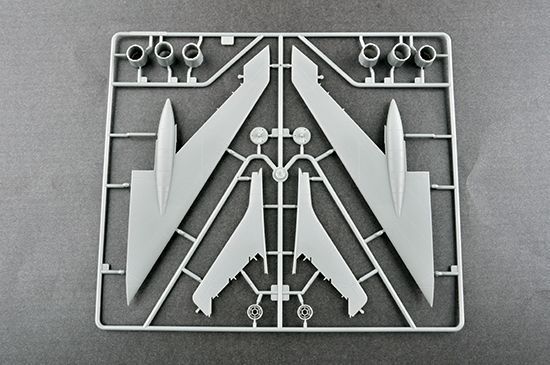 Радянський навчальний винищувач 1/72 Ту-128УТ Fiddler Trumpeter 01688 , збірна модель Туполєв Трумпетер TR01688 фото