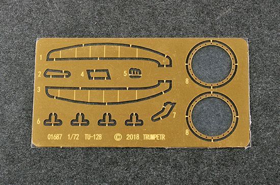 Радянський навчальний винищувач 1/72 Ту-128УТ Fiddler Trumpeter 01688 , збірна модель Туполєв Трумпетер TR01688 фото