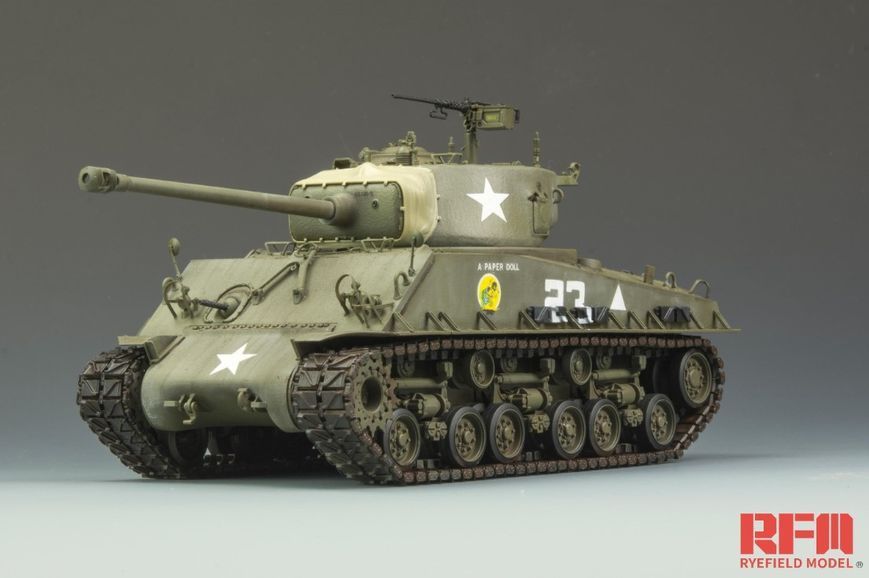 Збірна модель 1/35 американський танк Шерман M4A3E8 з робочими траками Rye Field Model RFM 5028 RM-5028 фото