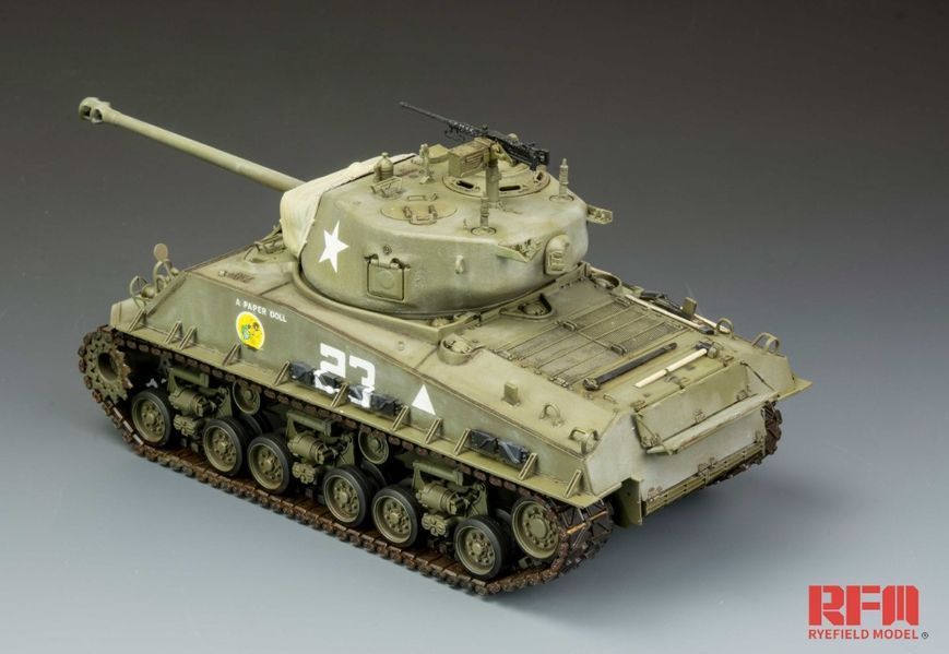 Збірна модель 1/35 американський танк Шерман M4A3E8 з робочими траками Rye Field Model RFM 5028 RM-5028 фото
