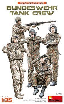 Німецький танковий екіпаж 1/35 Bundeswehr MiniArt 37032 , збірна модель Бундесвер Мініарт MA37032 фото