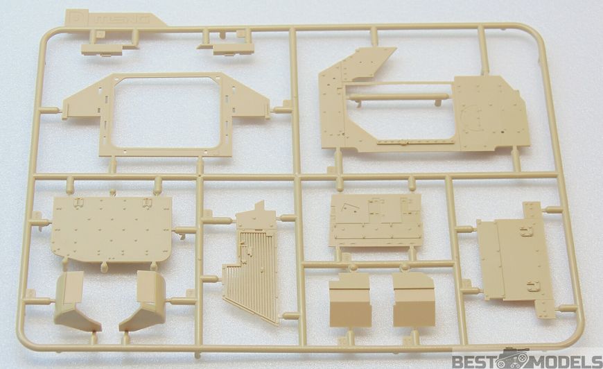 Збірна модель 1/35 БМП США M2A3 Bradley Meng SS-004 SS-004 фото