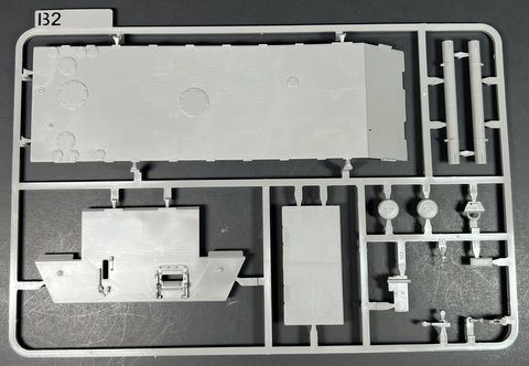 Сборная модель Танк 1/35 Pzkpfwg.V «Пантера» A late 2 in 1 [Sd.Kfz.171/268] Таком 2176 2176 фото