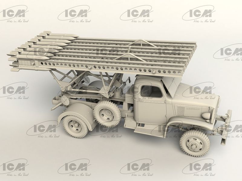 Сборная модель ICM 1/35 БМ-13-16 на шасси G7107 с советским расчетом 35596 ICM35596 фото