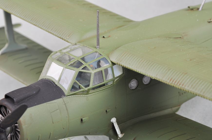 Радянський біплан 1/48 Ан-2М &laquo;Colt&raquo; HobbyBoss 81707 , збірна модель літак Антонов Хобібос HB81707 фото