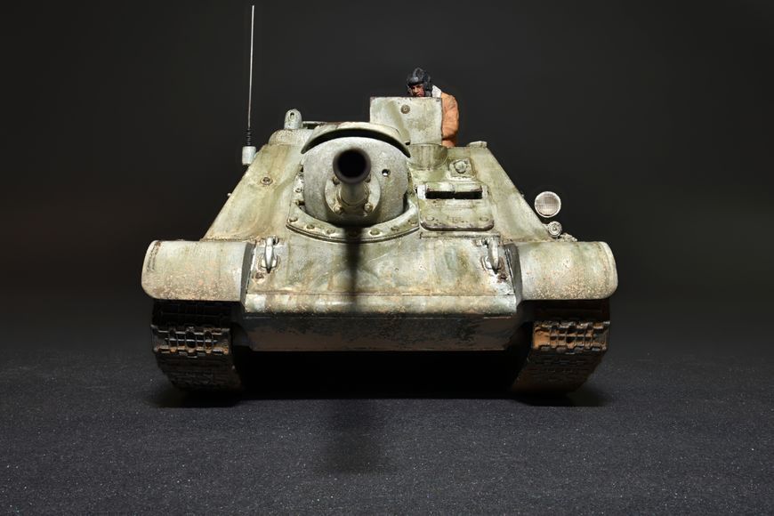 Радянська протитанкова САУ 1/35 СУ-85 1943 (SU-85 1943 Early Prod w/Crew) MiniArt 35178 MA35178 фото