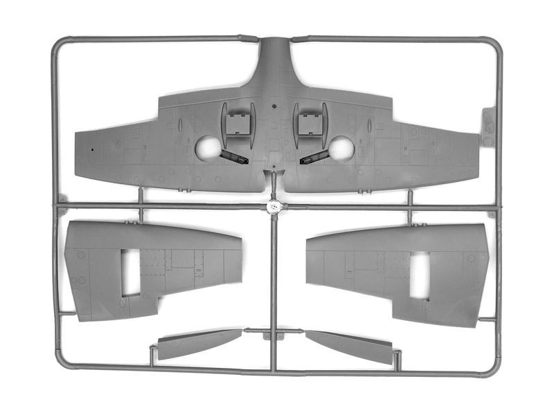 Збірна модель ICM 1/48 Спітфайр LF.IXЕ, винищувач ВПС СРСР 2 Світової війни (48066) ICM48066 фото