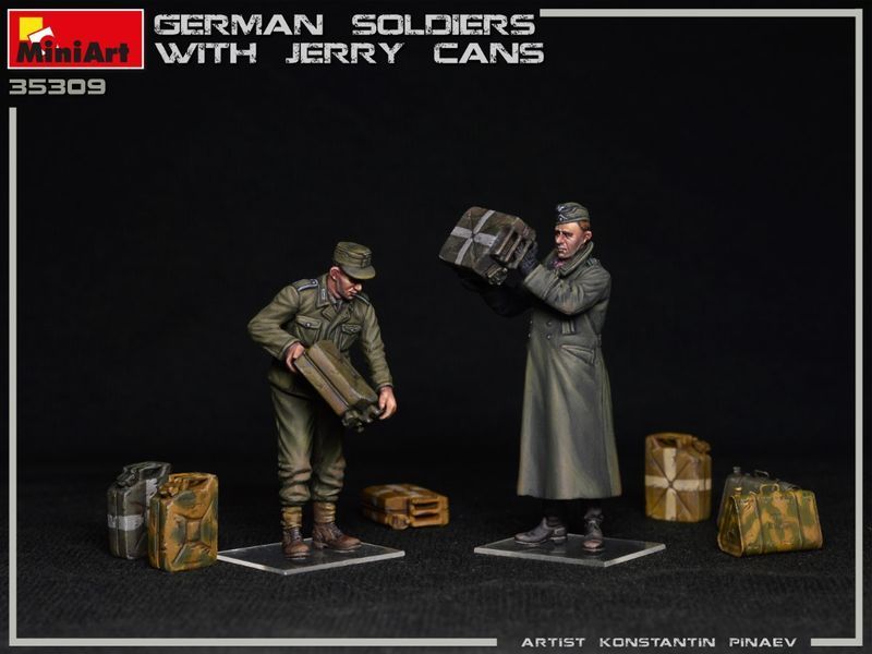 Немецкая пехота с канистрами 1/35 MiniArt 35286 , сборная модель пехота с канистрами Миниарт MA35286 фото