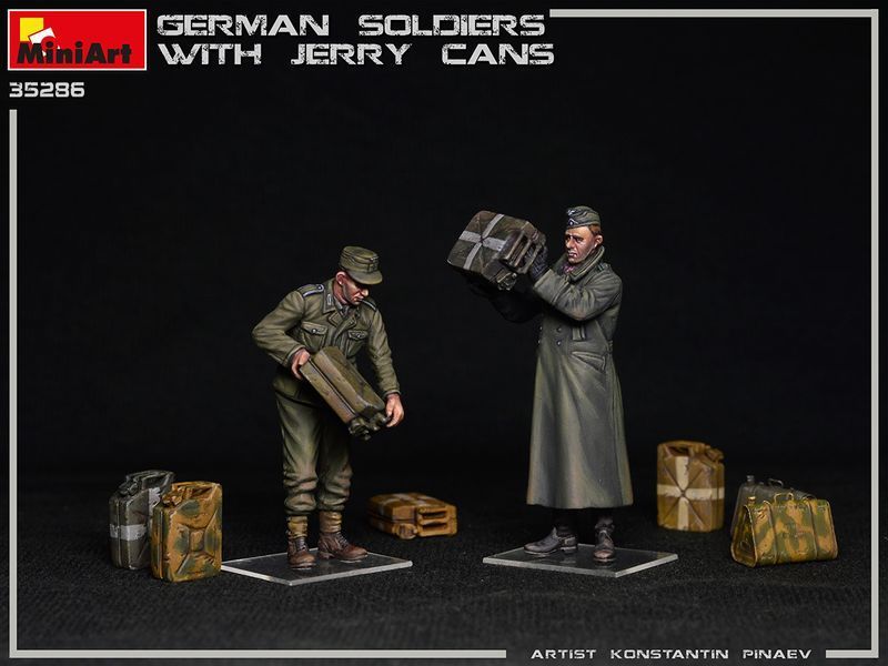 Немецкая пехота с канистрами 1/35 MiniArt 35286 , сборная модель пехота с канистрами Миниарт MA35286 фото