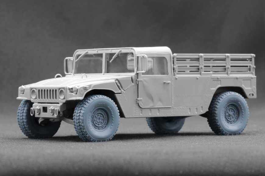 Набор деформированных колес 1/35 MT 24-bolt для HMMWV Scale X WM-35003W , набор деталировки Скейл Х WM-35003W фото
